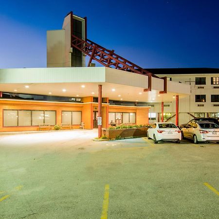 Sinbads Hotel & Suites Гандер Экстерьер фото